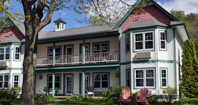 The Little Harbor Inn Sturgeon Bay Wisconsin Door County